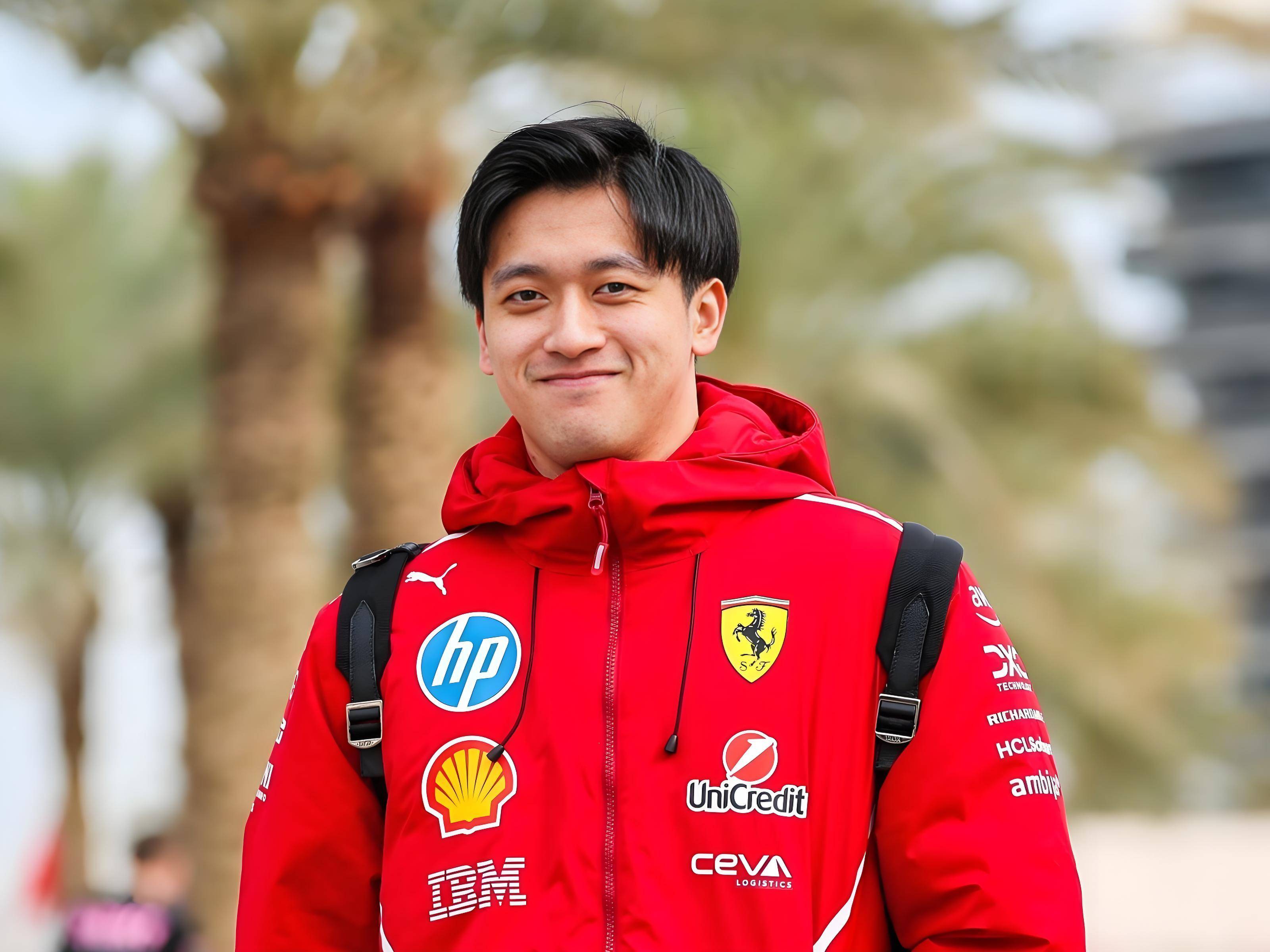 威廉姆斯碾压雷诺车队,周冠宇惊艳四座 威廉姆斯碾压雷诺车队,周冠宇惊艳四座