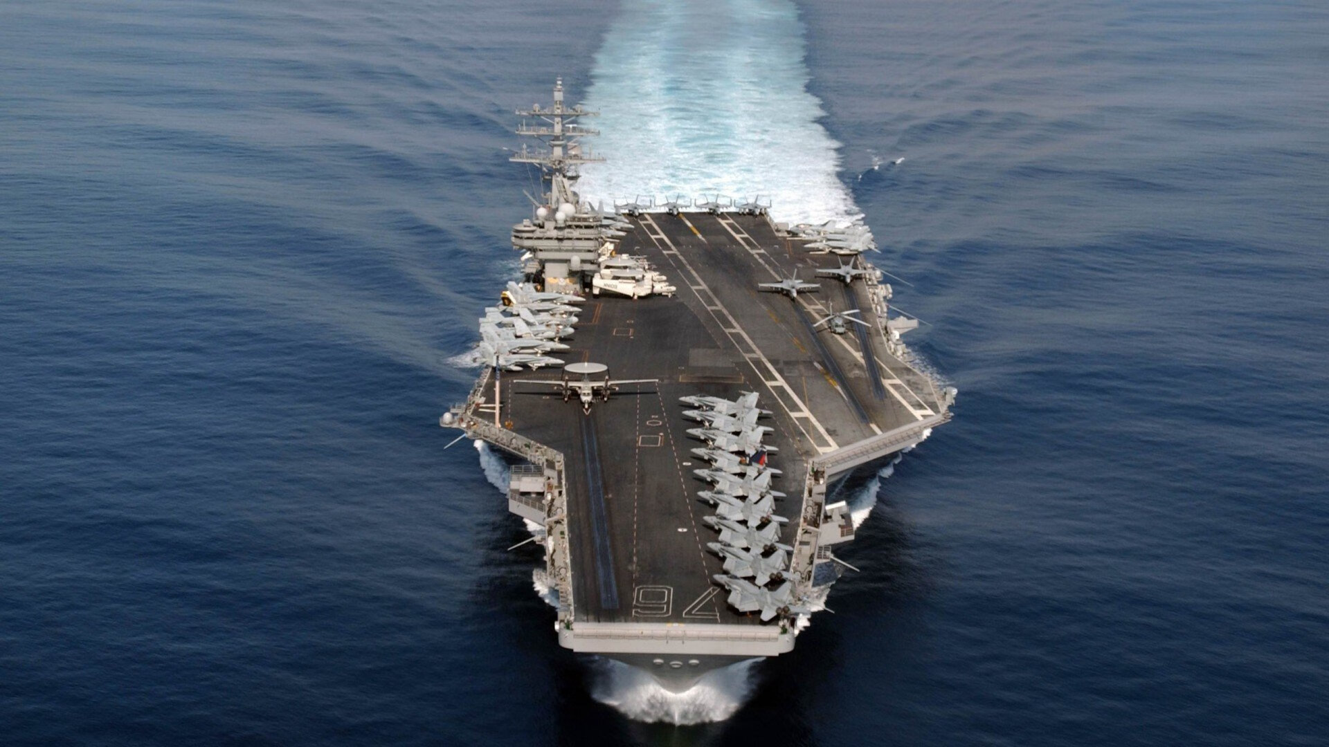 团队利刃与孤胆王座，当独行侠强行终结马刺，字母哥早已是硬仗之王