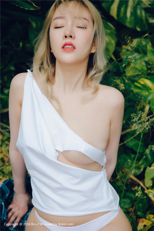 孤星与洪流，坎特的无争议全场最佳，莱比锡红牛如何冲垮几内亚