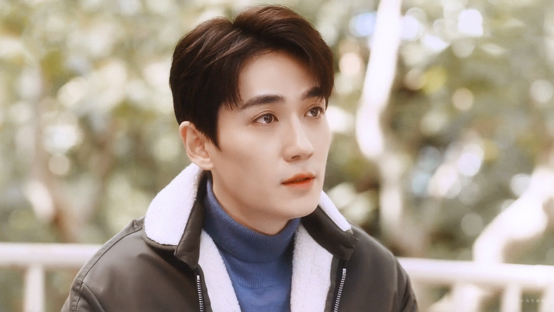 古典与前卫的辩证，当英格兰的集体节奏遭遇克瓦拉的个人狂想